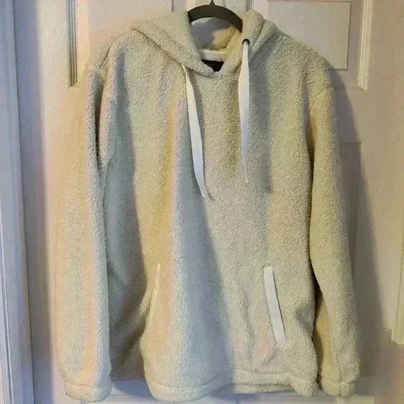 A&F Soft Sherpa - Picture 1 of 6
